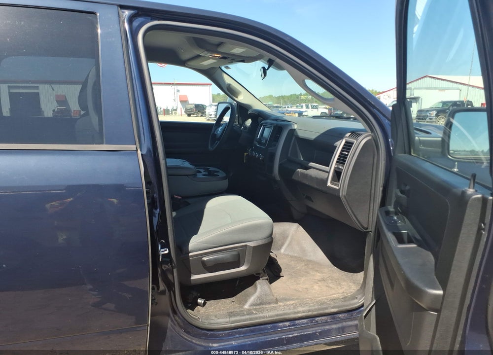 2018 RAM 1500 TRADESMAN  4X2 5'7 BOX VIN: 1C6RR6KG4JS292520