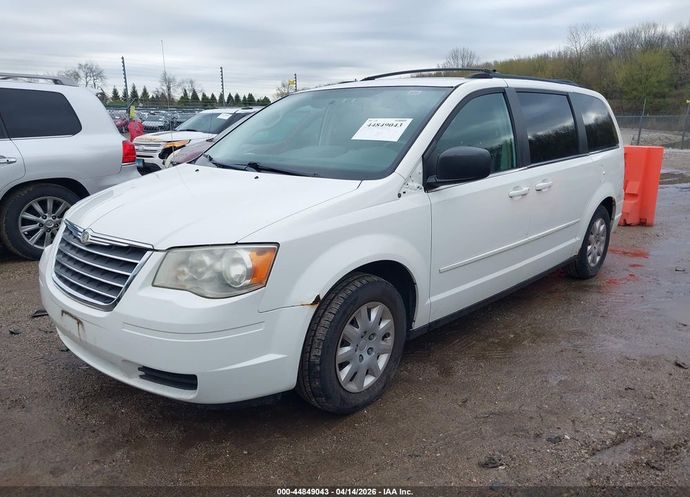 2010 CHRYSLER TOWN & COUNTRY LX VIN: 2A4RR4DE2AR309786