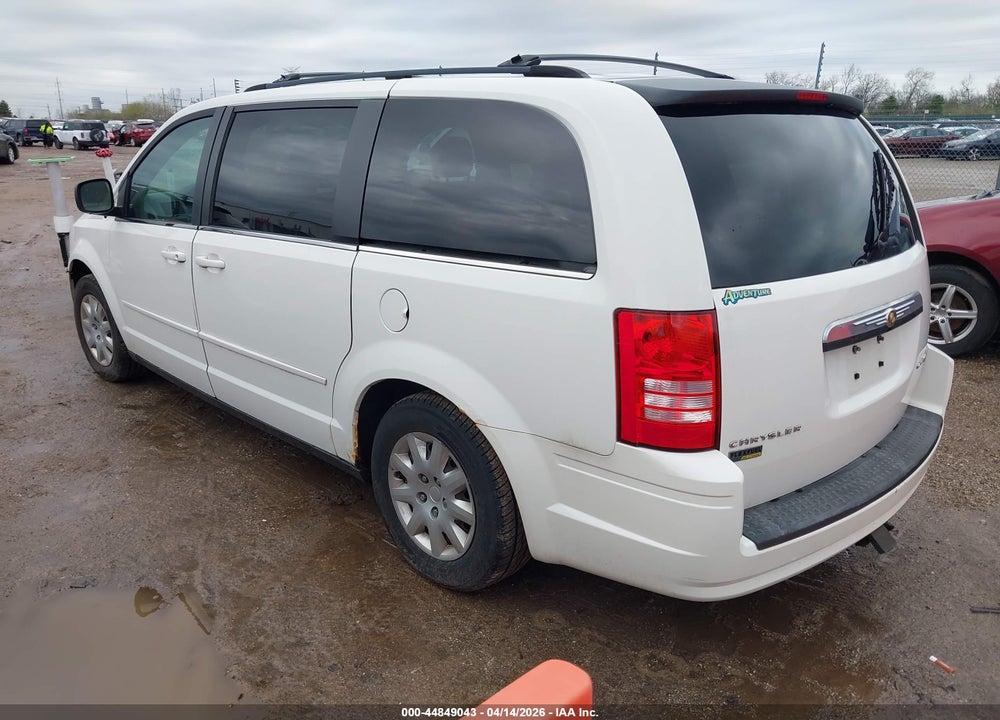 2010 CHRYSLER TOWN & COUNTRY LX VIN: 2A4RR4DE2AR309786