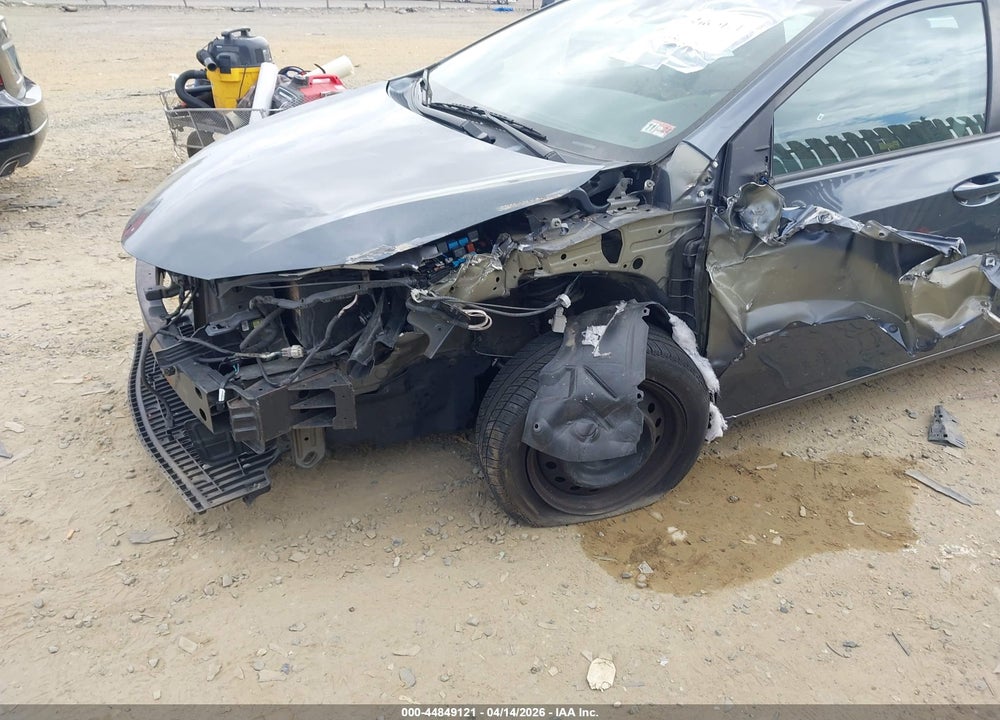 2019 TOYOTA COROLLA LE VIN: 5YFBURHEXKP884944