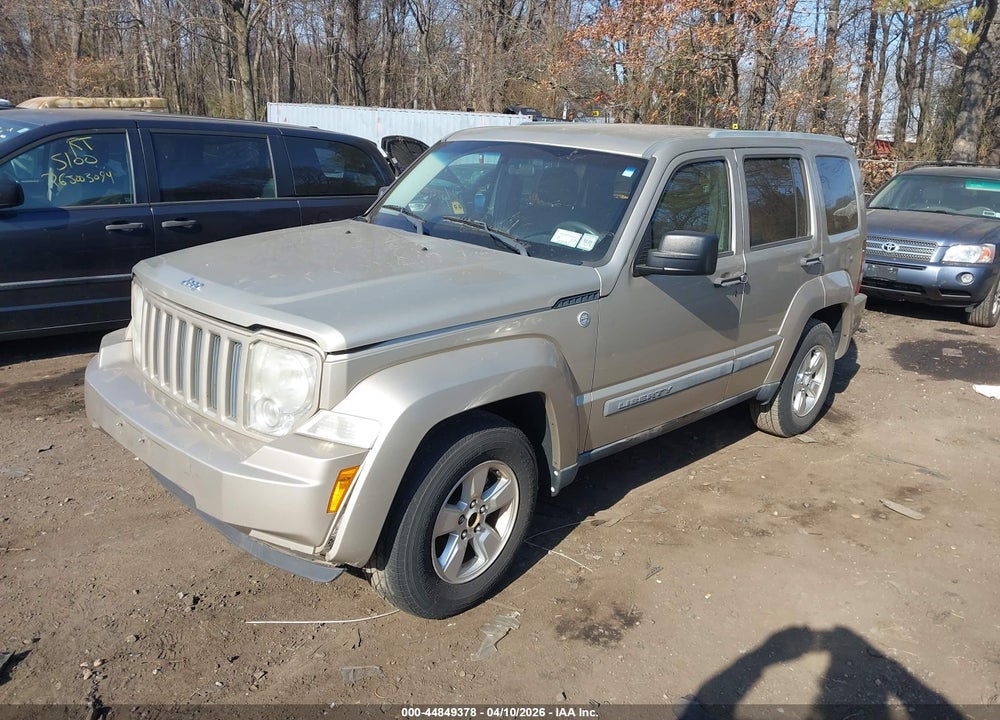 2011 JEEP LIBERTY SPORT VIN: 1J4PN2GK8BW560393