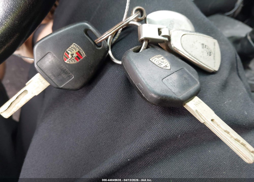 1997 PORSCHE BOXSTER VIN: WP0CA2988VS625739
