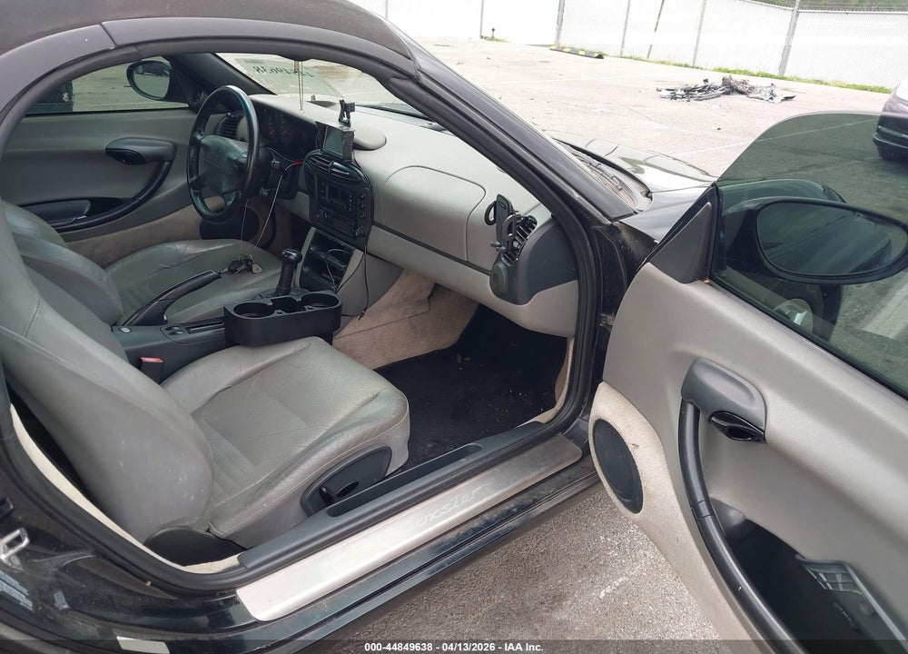 1997 PORSCHE BOXSTER VIN: WP0CA2988VS625739