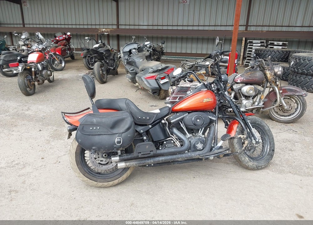 2011 HARLEY-DAVIDSON FLSTSB VIN: 1HD1JM51XBB043857