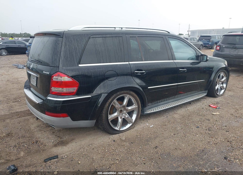 2008 MERCEDES-BENZ GL 550 4MATIC VIN: 4JGBF86E28A412155