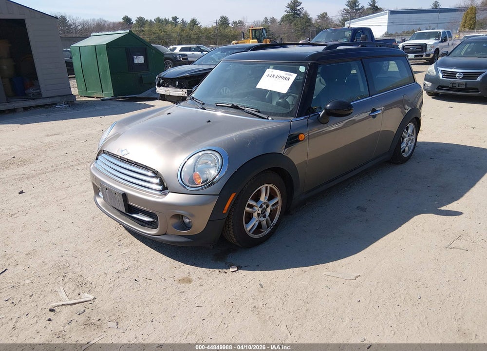2012 MINI COOPER CLUBMAN VIN: WMWZF3C55CT489204