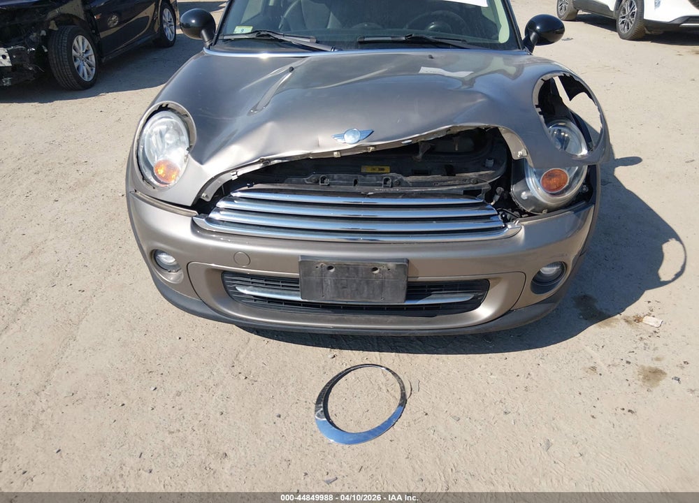 2012 MINI COOPER CLUBMAN VIN: WMWZF3C55CT489204