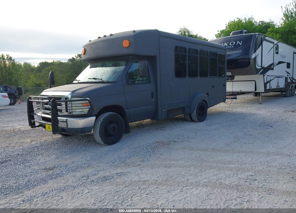 2009 FORD E-350 CUTAWAY VIN: 1FDEE35L09DA42018