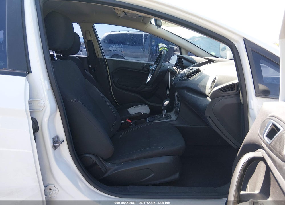 2015 FORD FIESTA SE VIN: 3FADP4EJ1FM214299
