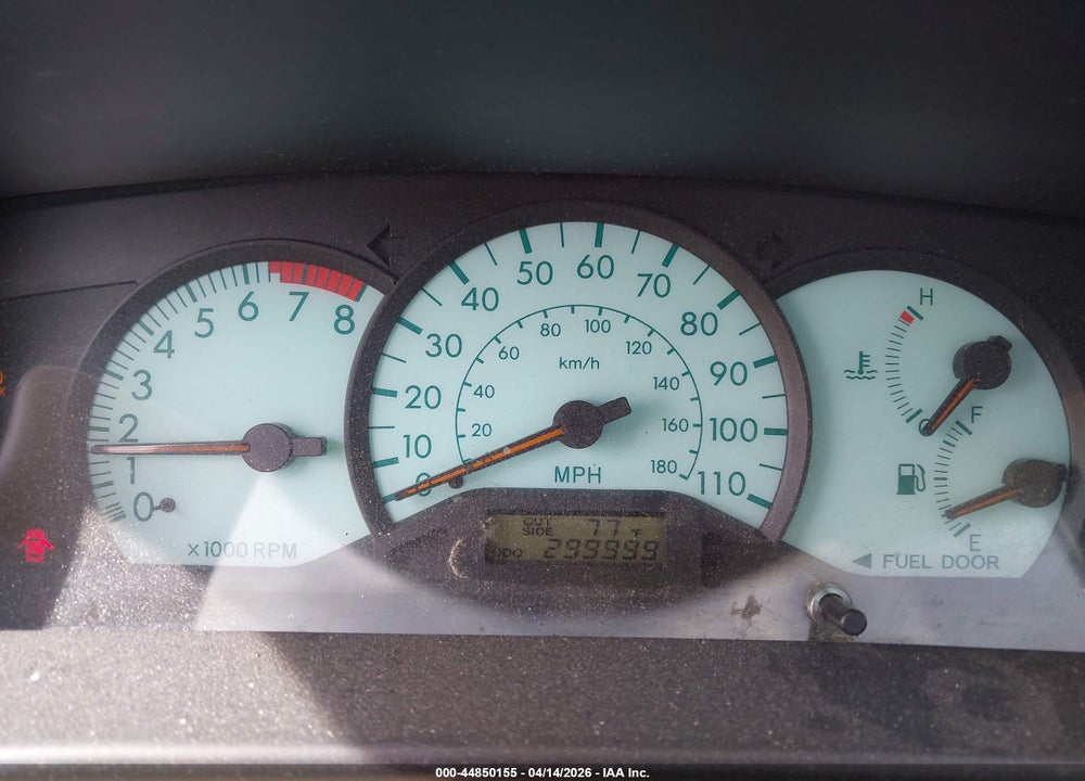 2004 TOYOTA COROLLA LE VIN: JTDBR32E842026283