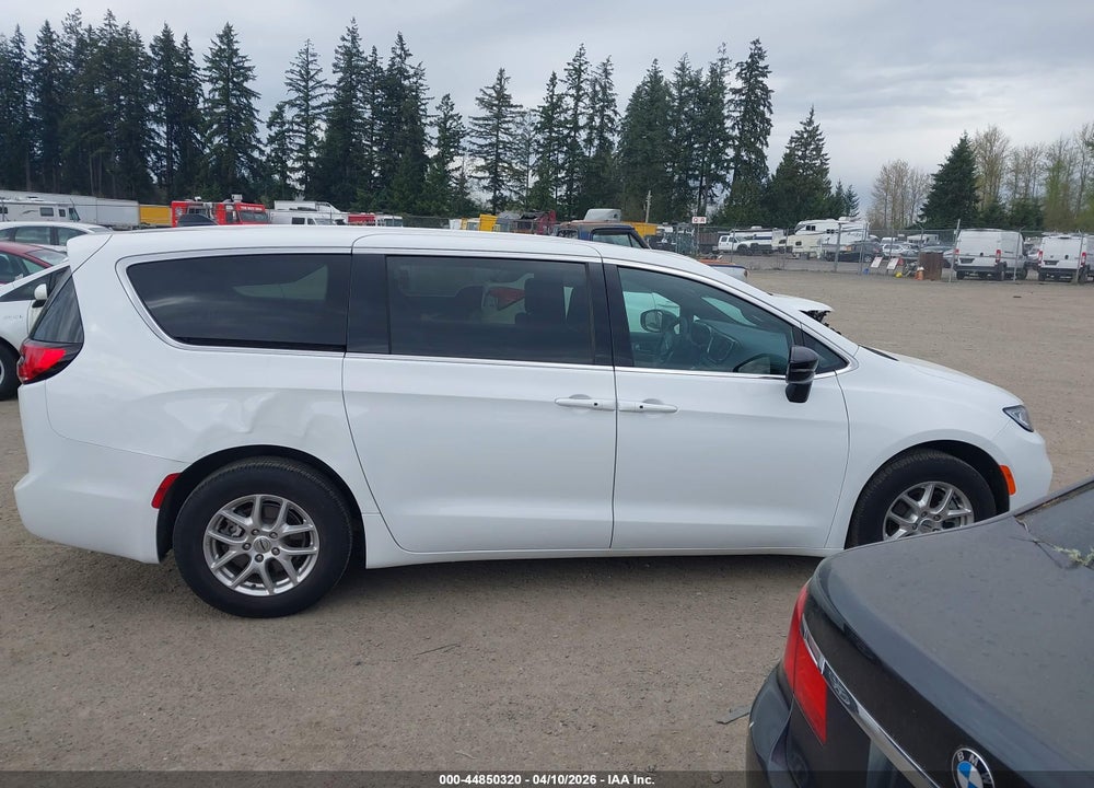 2024 CHRYSLER PACIFICA TOURING VIN: 2C4RC1FG0RR145695