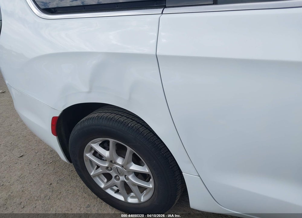 2024 CHRYSLER PACIFICA TOURING VIN: 2C4RC1FG0RR145695
