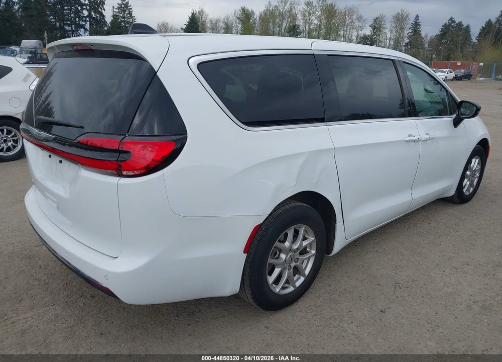 2024 CHRYSLER PACIFICA TOURING VIN: 2C4RC1FG0RR145695