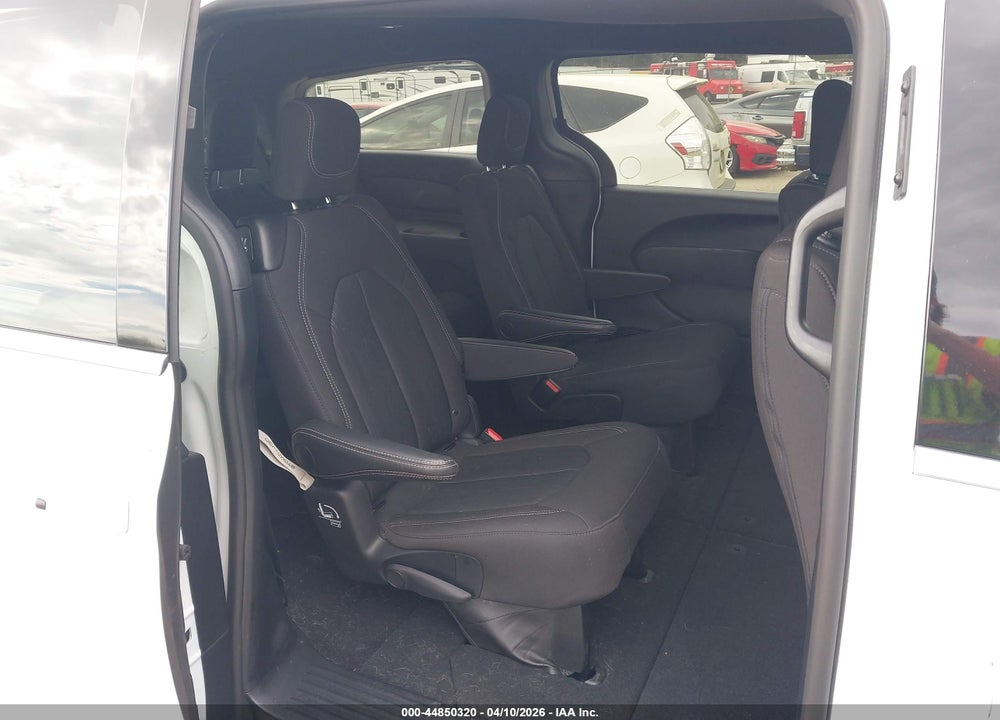 2024 CHRYSLER PACIFICA TOURING VIN: 2C4RC1FG0RR145695