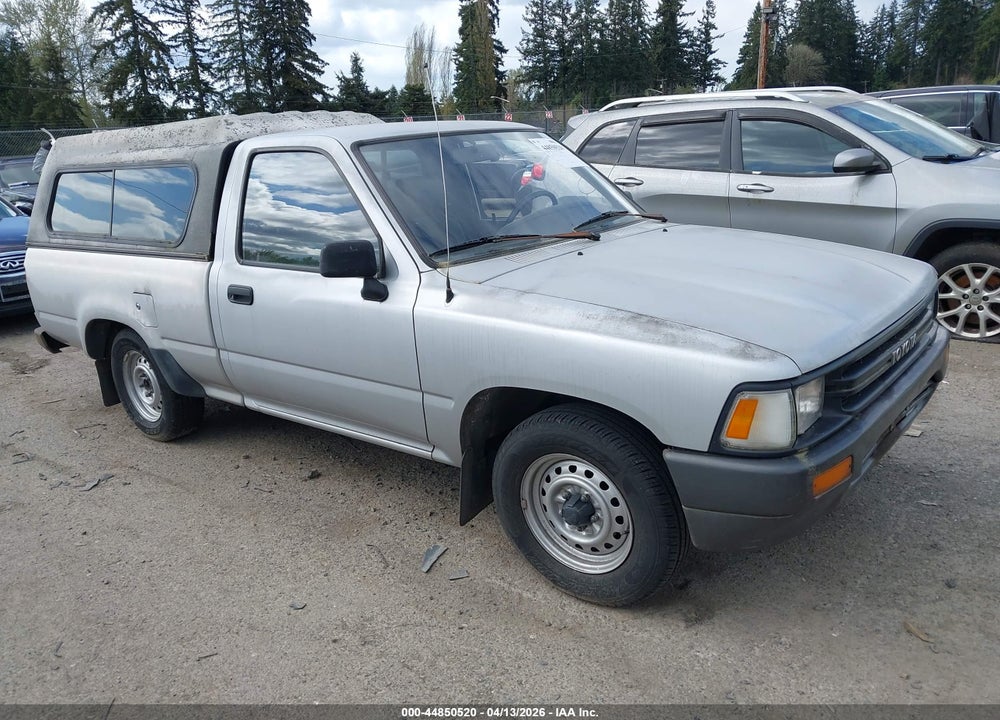 1989 TOYOTA PICKUP 1/2 TON SHORT WHEELBASE VIN: JT4RN81R2K0008124
