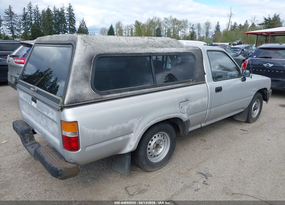 1989 TOYOTA PICKUP 1/2 TON SHORT WHEELBASE VIN: JT4RN81R2K0008124