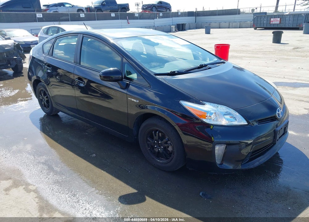 2015 TOYOTA PRIUS TWO VIN: JTDKN3DU4F1961843
