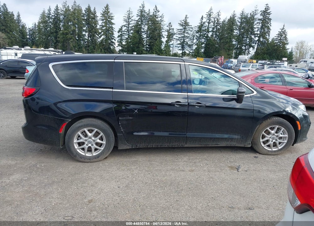 2023 CHRYSLER PACIFICA TOURING L VIN: 2C4RC1BG8PR631948