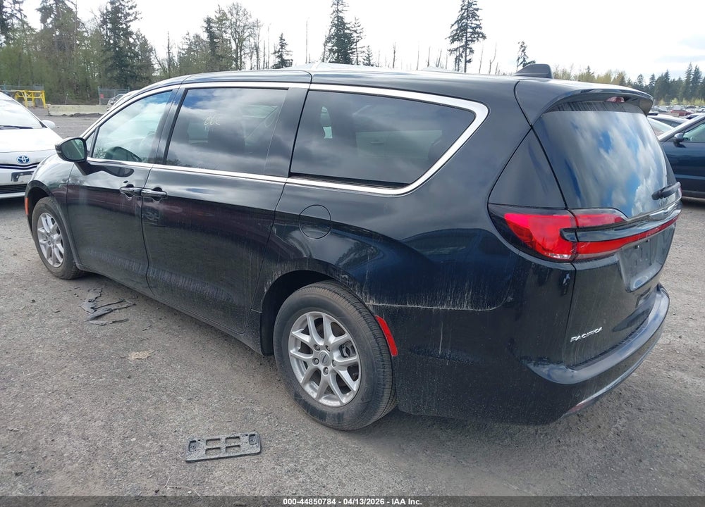 2023 CHRYSLER PACIFICA TOURING L VIN: 2C4RC1BG8PR631948