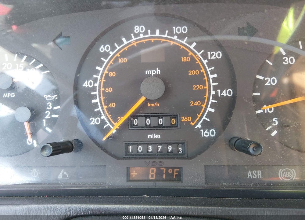 1992 MERCEDES-BENZ 500 SL VIN: WDBFA66E4NF043935