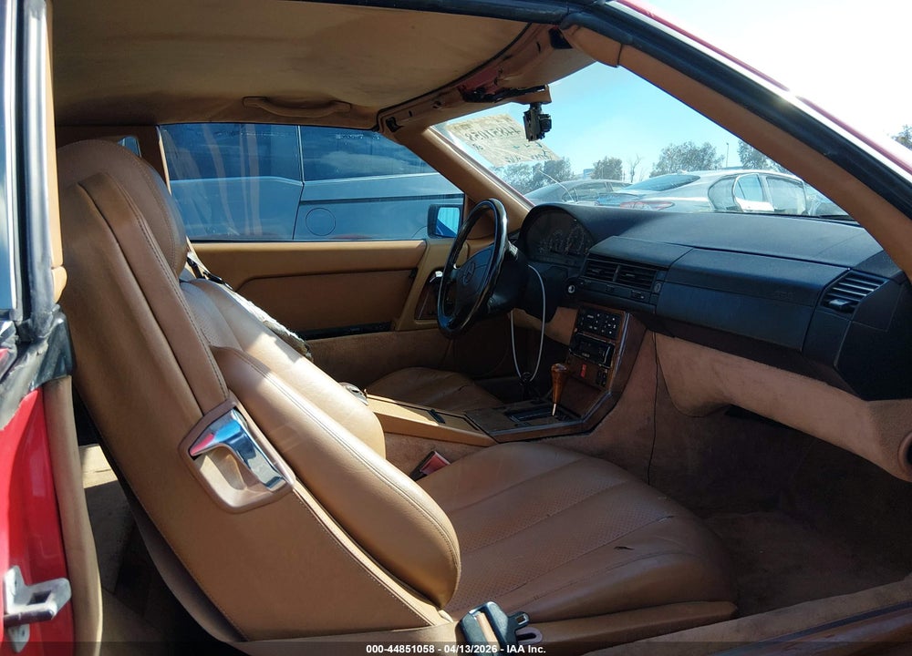 1992 MERCEDES-BENZ 500 SL VIN: WDBFA66E4NF043935