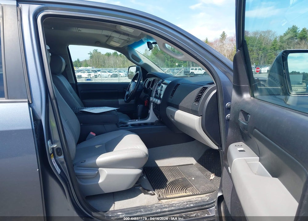 2008 TOYOTA TUNDRA SR5 5.7L V8 VIN: 5TFDV54188X036668