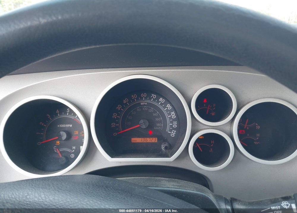 2008 TOYOTA TUNDRA SR5 5.7L V8 VIN: 5TFDV54188X036668
