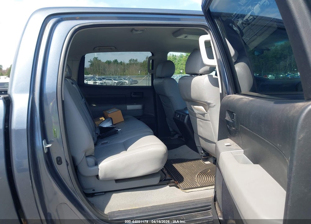 2008 TOYOTA TUNDRA SR5 5.7L V8 VIN: 5TFDV54188X036668