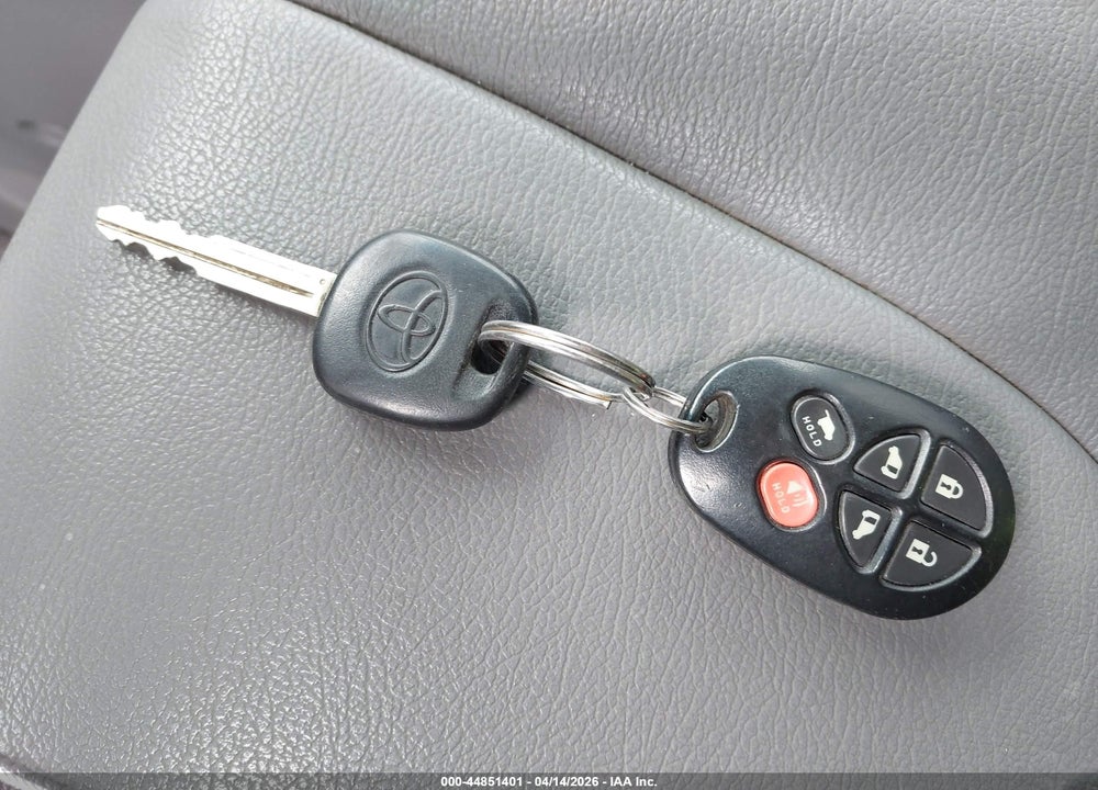 2008 TOYOTA SIENNA LE VIN: 5TDZK23C58S168499