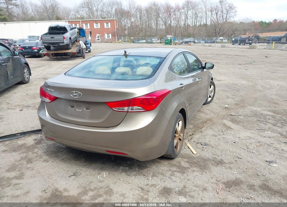 2013 HYUNDAI ELANTRA GLS VIN: 5NPDH4AE8DH388583