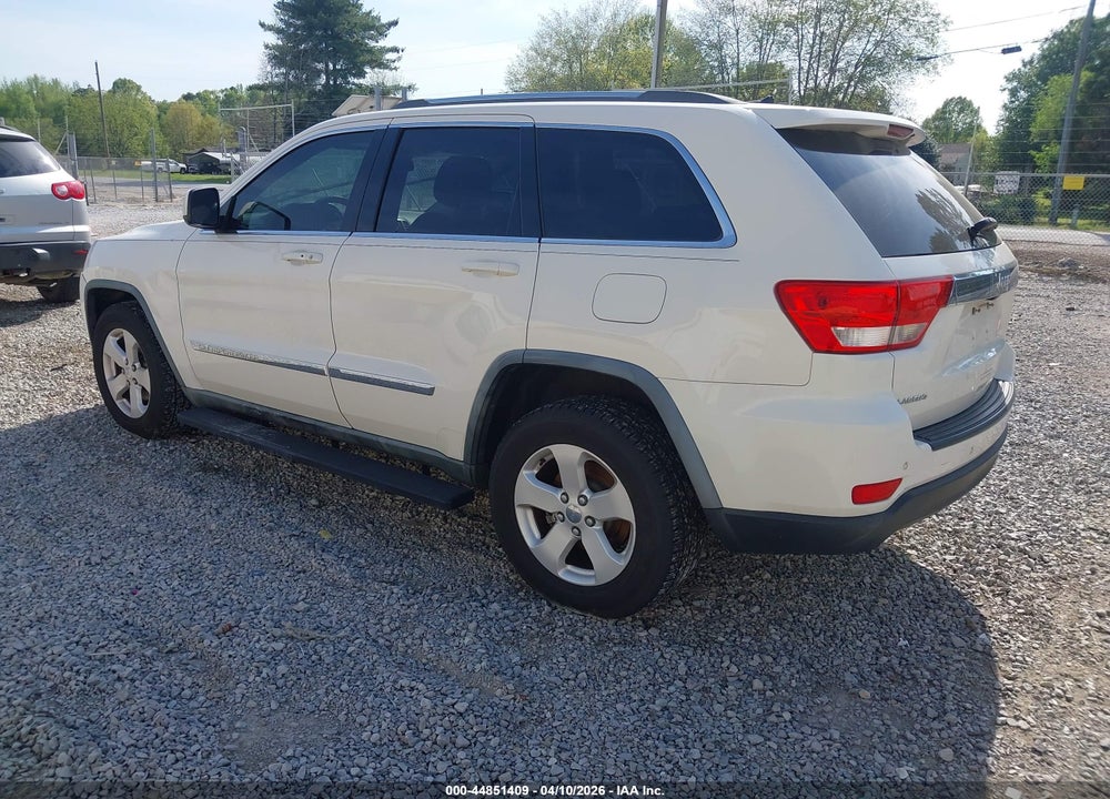 2011 JEEP GRAND CHEROKEE LAREDO VIN: 1J4RS4GG9BC517031