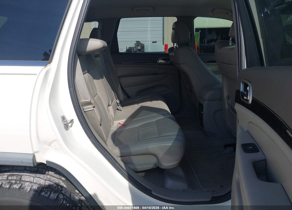 2011 JEEP GRAND CHEROKEE LAREDO VIN: 1J4RS4GG9BC517031