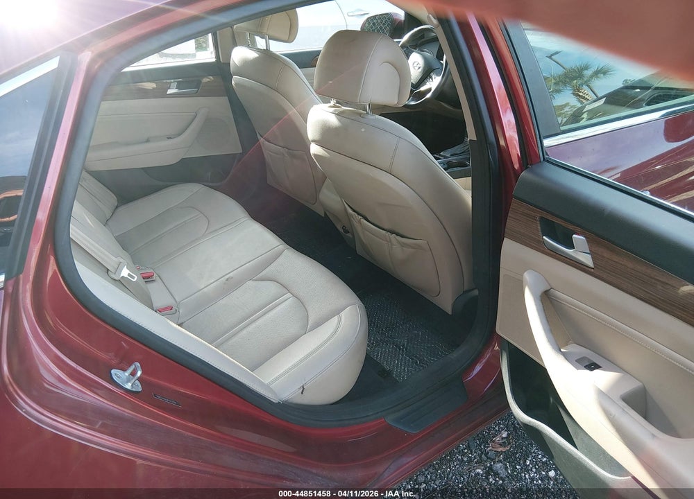 2015 HYUNDAI SONATA ECO VIN: 5NPE24AAXFH117501