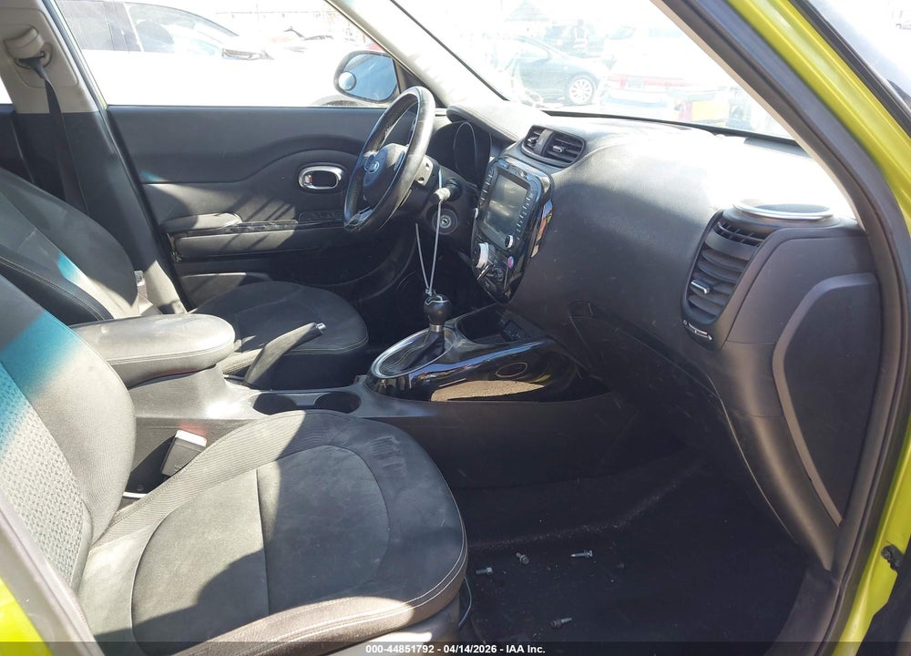 2014 KIA SOUL + VIN: KNDJP3A52E7708020