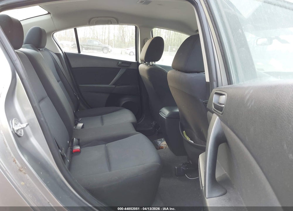 2011 MAZDA 3 I SPORT VIN: JM1BL1UF9B1378867