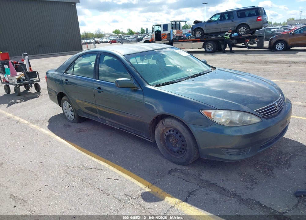 2005 TOYOTA CAMRY LE VIN: 4T1BE32K75U083027