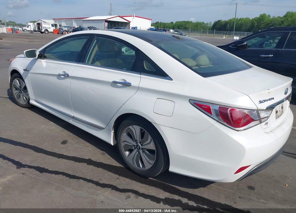 2015 HYUNDAI SONATA HYBRID LIMITED VIN: KMHEC4A44FA127497