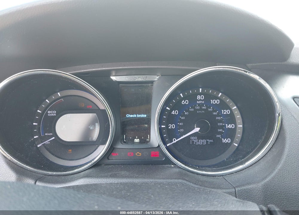 2015 HYUNDAI SONATA HYBRID LIMITED VIN: KMHEC4A44FA127497
