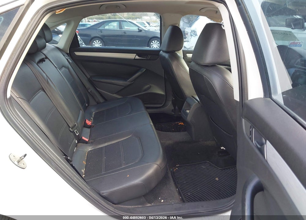 2012 VOLKSWAGEN PASSAT 2.5L SE VIN: 1VWBP7A37CC004200
