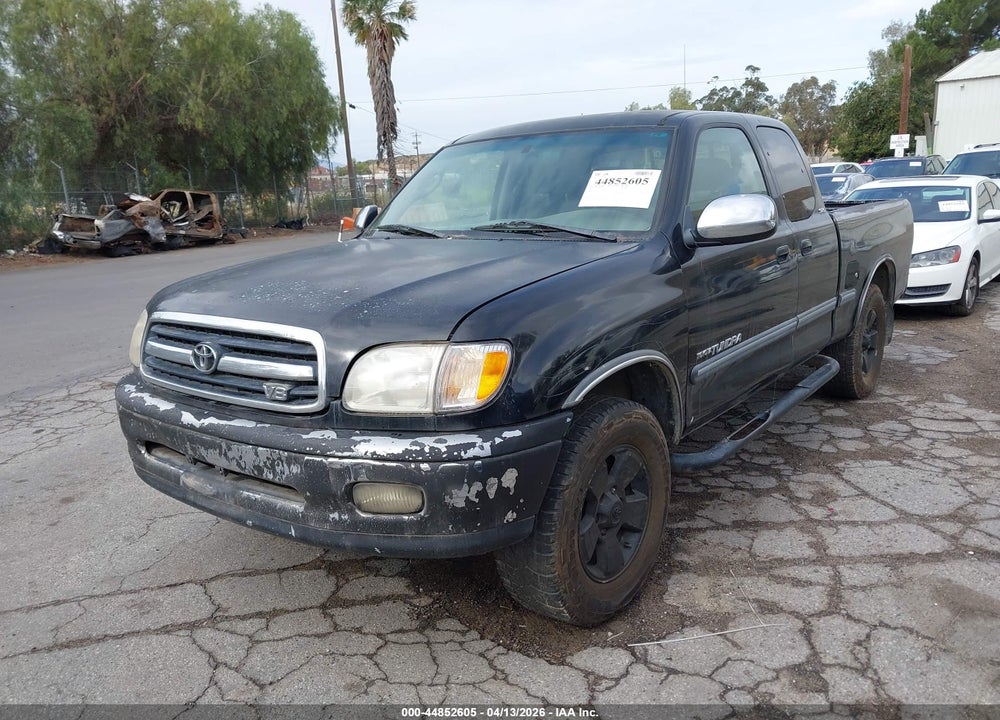 2000 TOYOTA TUNDRA SR5 V8 VIN: 5TBRT3419YS038508