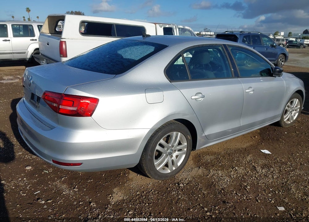 2015 VOLKSWAGEN JETTA 2.0L S VIN: 3VW2K7AJ2FM211979