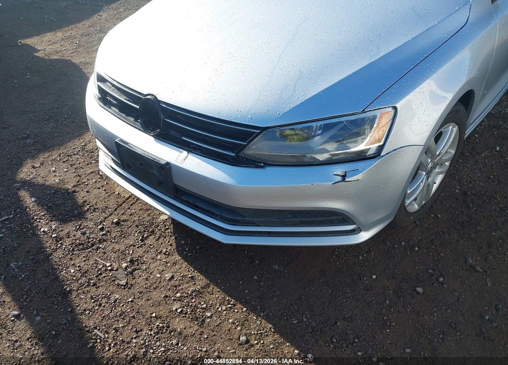 2015 VOLKSWAGEN JETTA 2.0L S VIN: 3VW2K7AJ2FM211979