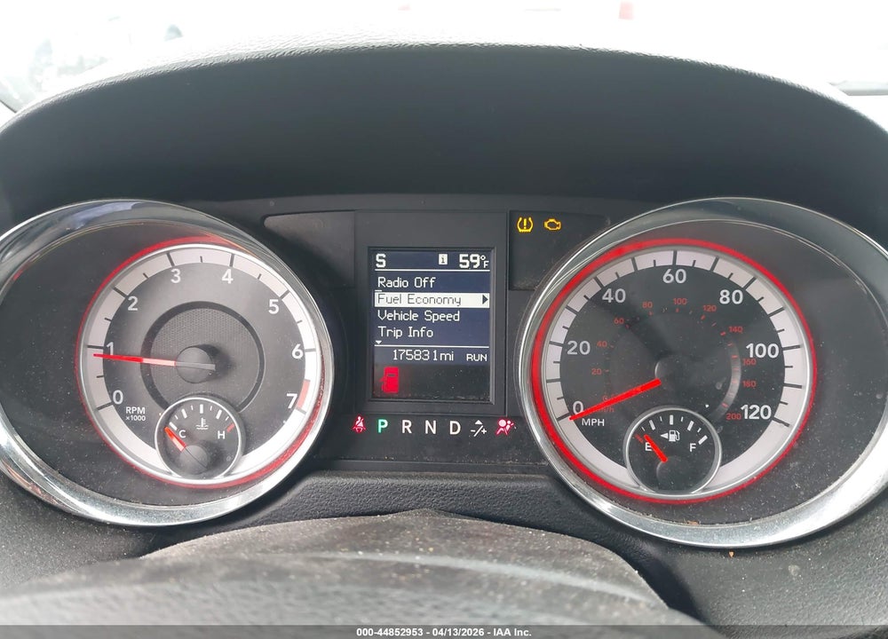 2011 DODGE GRAND CARAVAN CREW VIN: 2D4RN5DG6BR751659