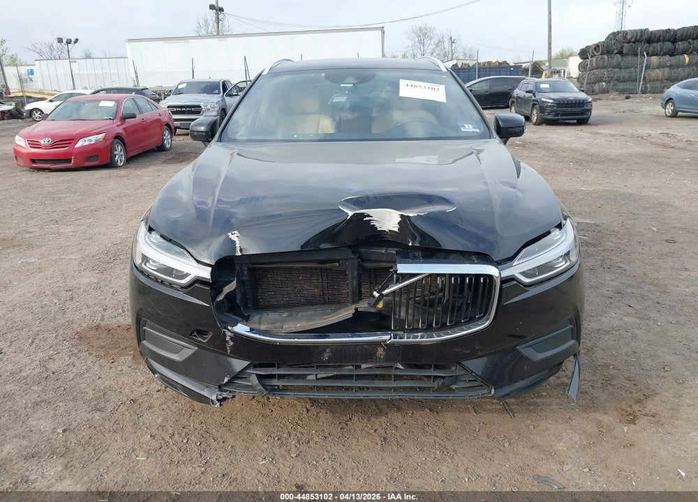 2019 VOLVO XC60 T6 MOMENTUM VIN: LYVA22RK0KB237382