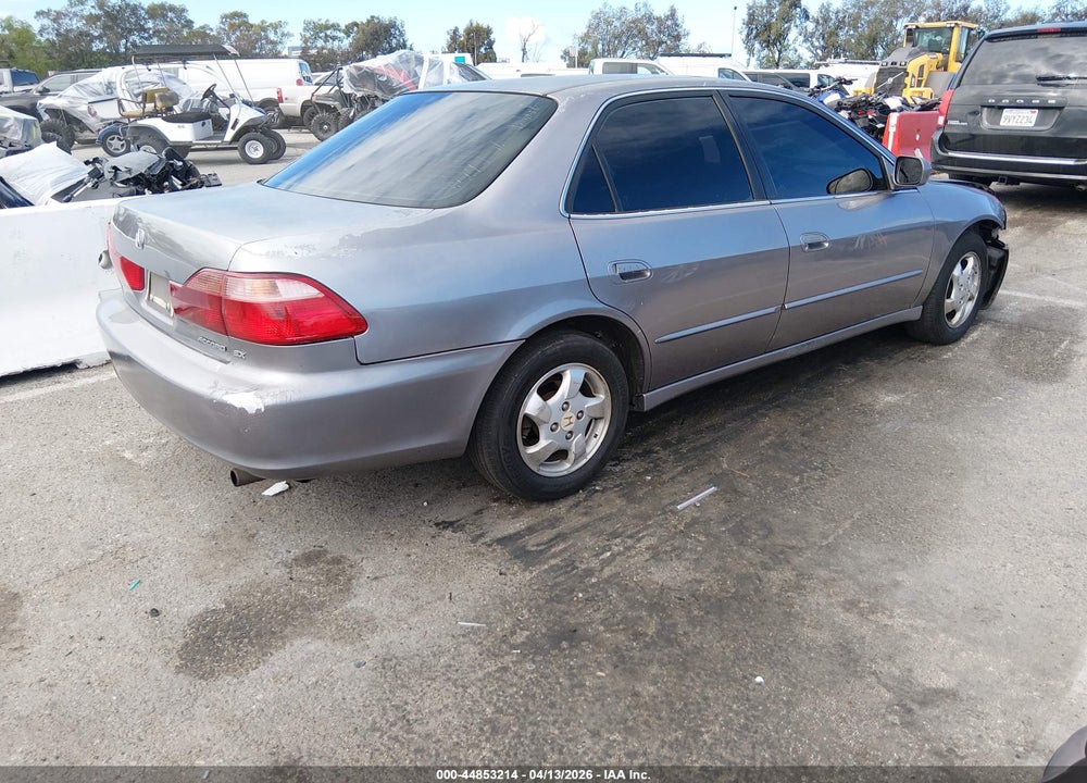 2000 HONDA ACCORD 2.3 EX VIN: JHMCG6676YC008967