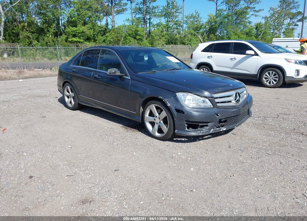 2014 MERCEDES-BENZ C 350 SPORT VIN: WDDGF5HB5ER310427
