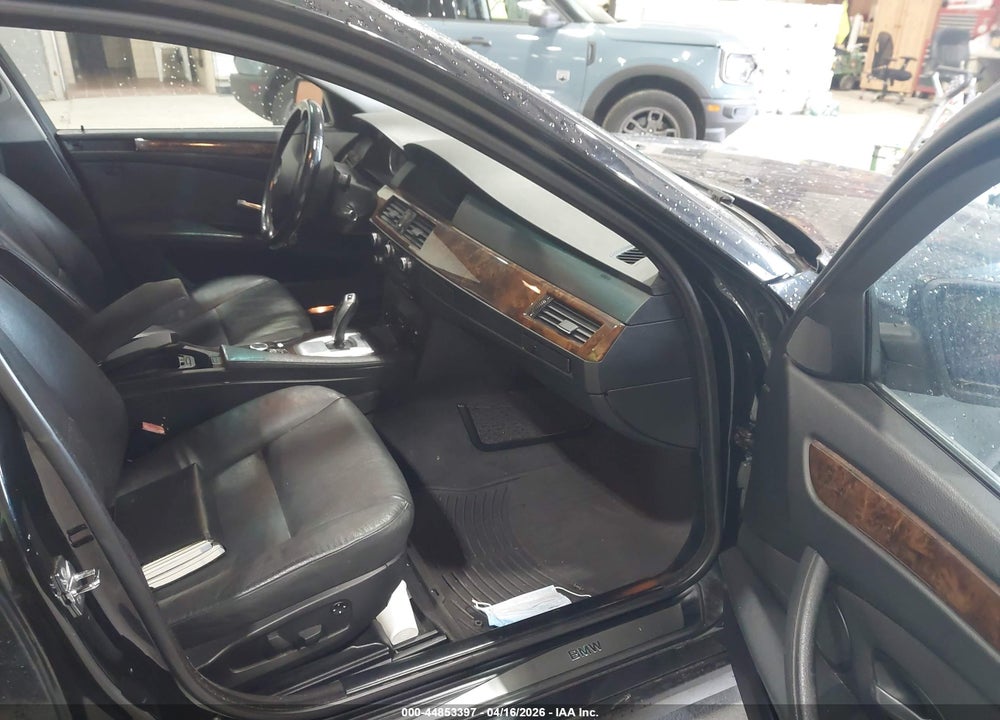 2009 BMW 528I XDRIVE VIN: WBANV13559C155270