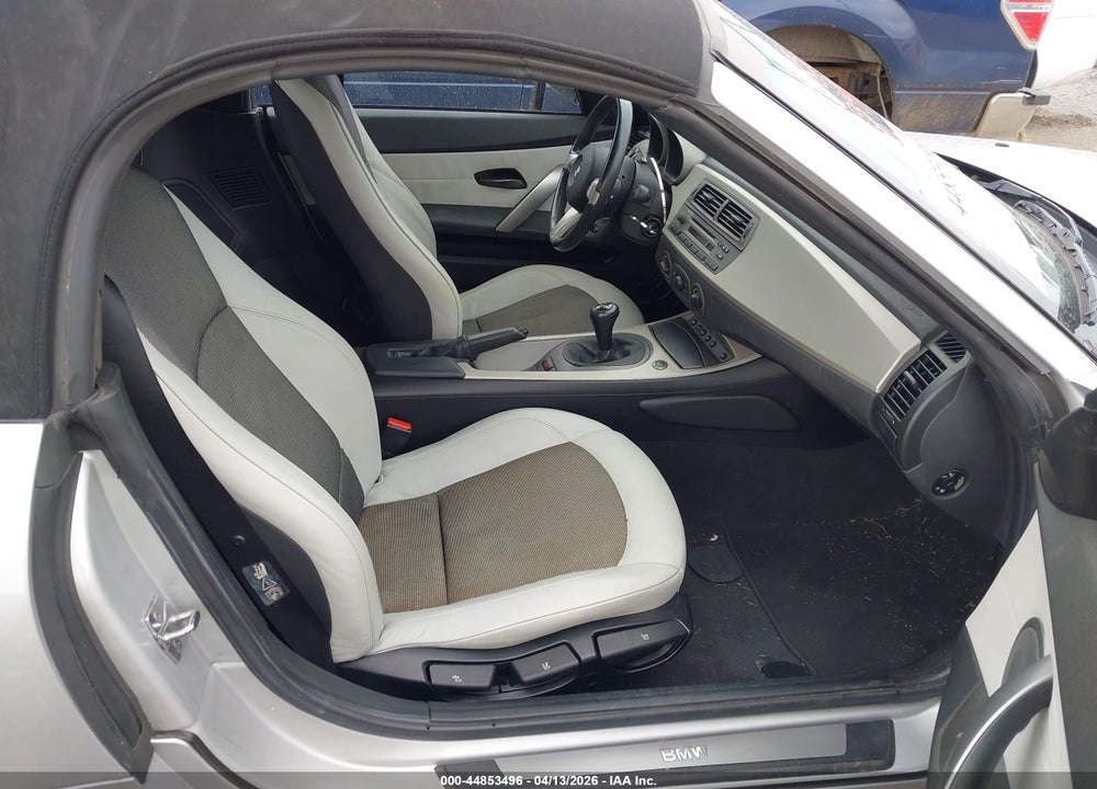 2004 BMW Z4 2.5I VIN: 4USBT33534LR69122