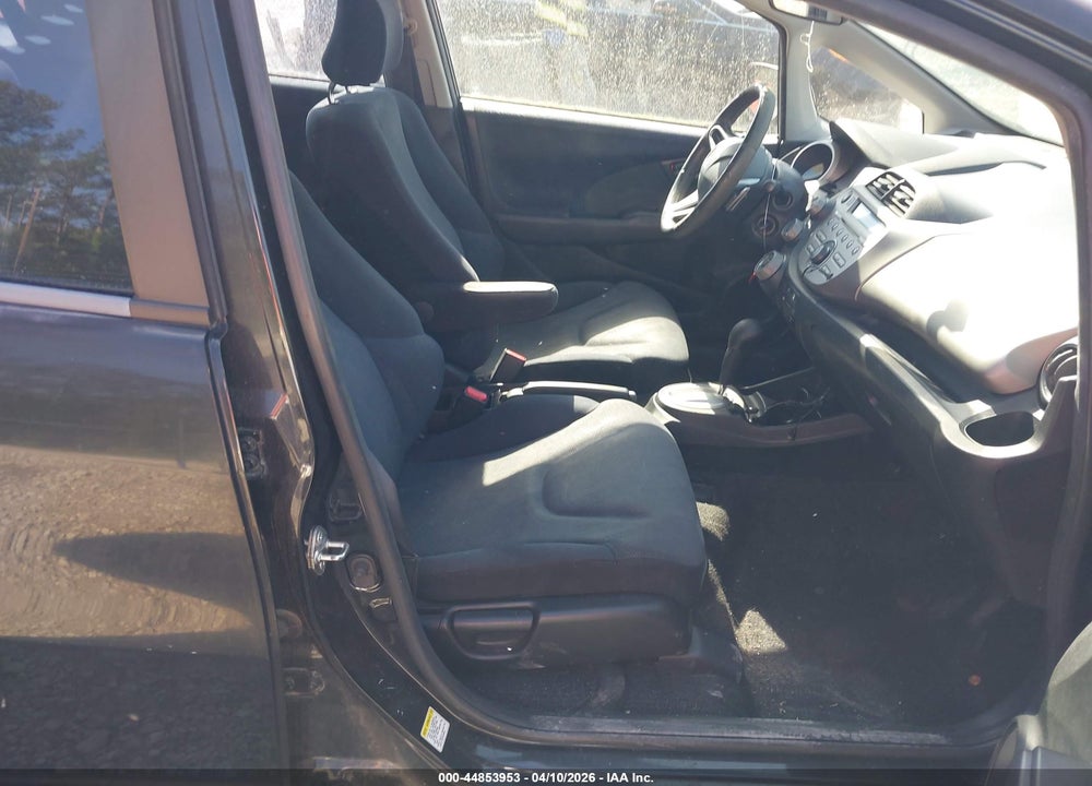 2010 HONDA FIT SPORT VIN: JHMGE8H46AC020404