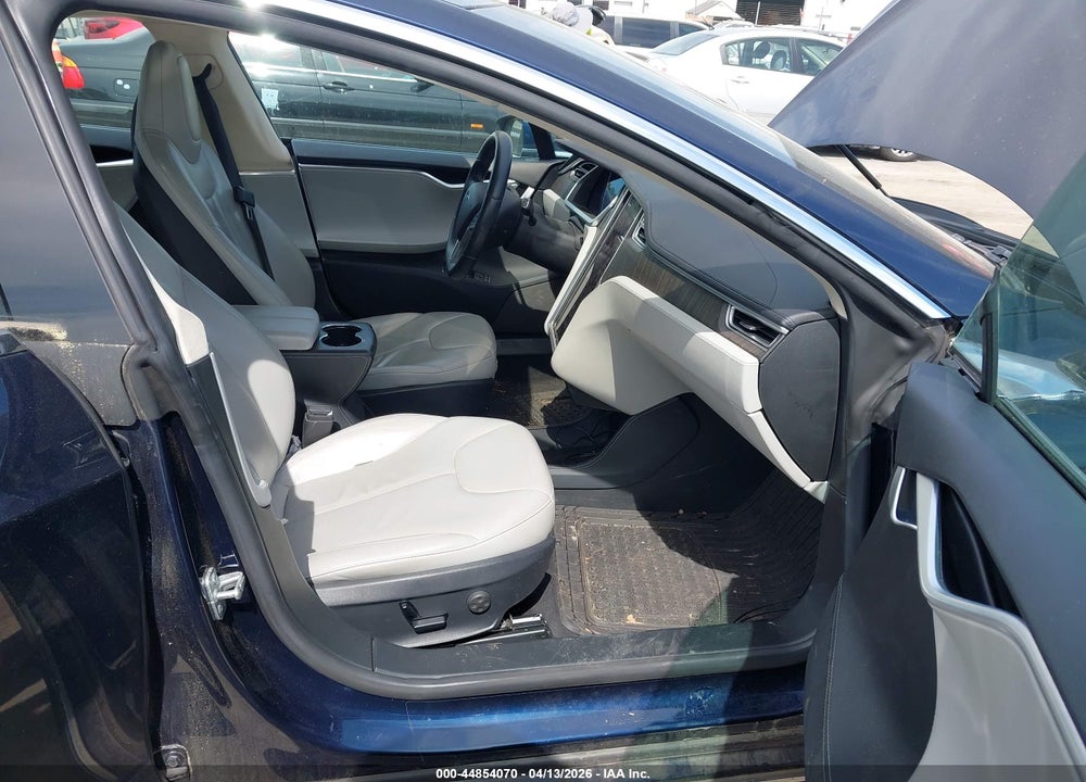 2014 TESLA MODEL S P85 VIN: 5YJSA1H19EFP26280